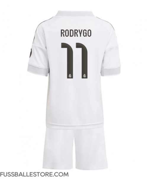 Günstige Real Madrid Rodrygo Goes #11 Heimtrikotsatz Kinder 2025-26 Kurzarm (+ Kurze Hosen) Günstige Real Madrid Rodrygo Goes #11 Heimtrikotsatz Kinder 2025-26 Kurzarm (+ Kurze Hosen)